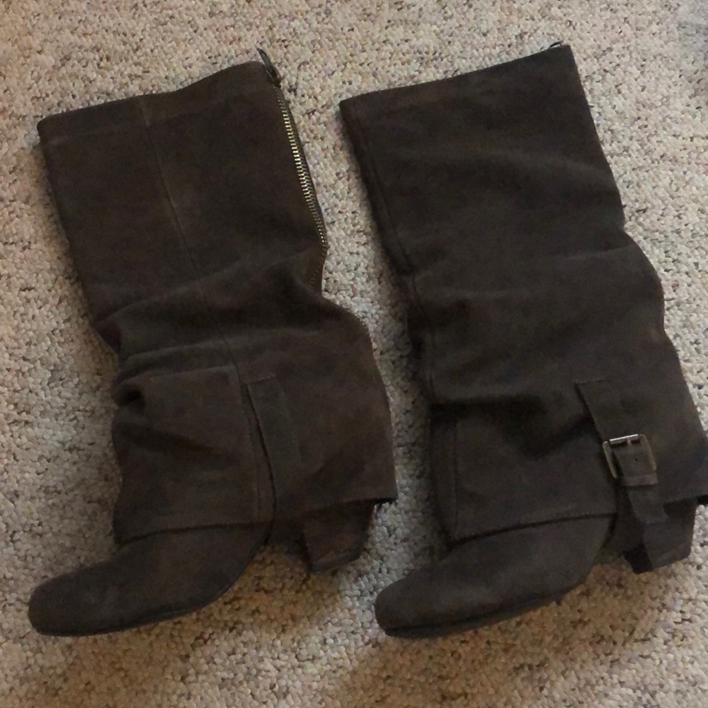 Brown Zipper detail heeled boots